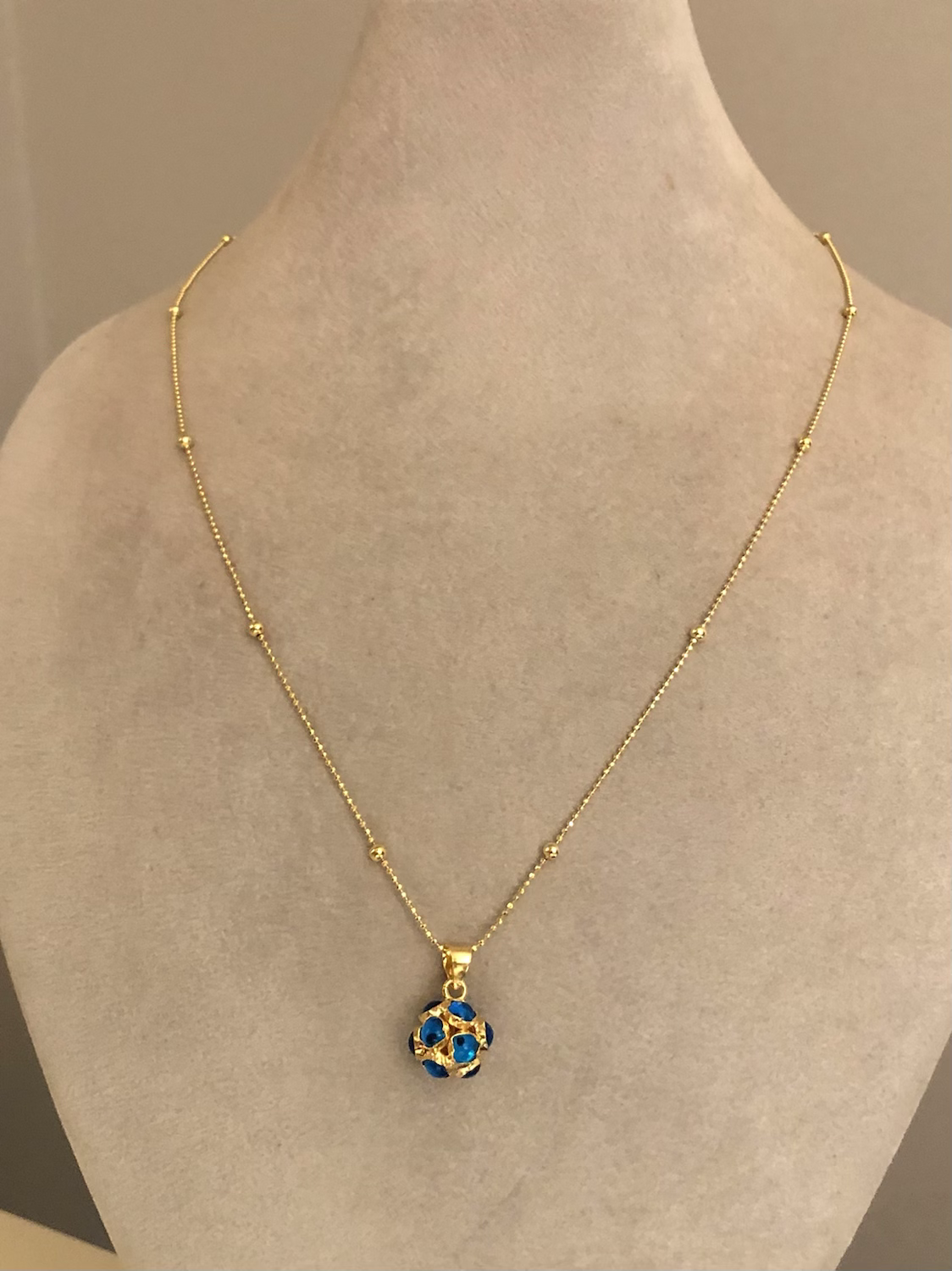 Top Zincirli İşlemeli Nazar Kolye