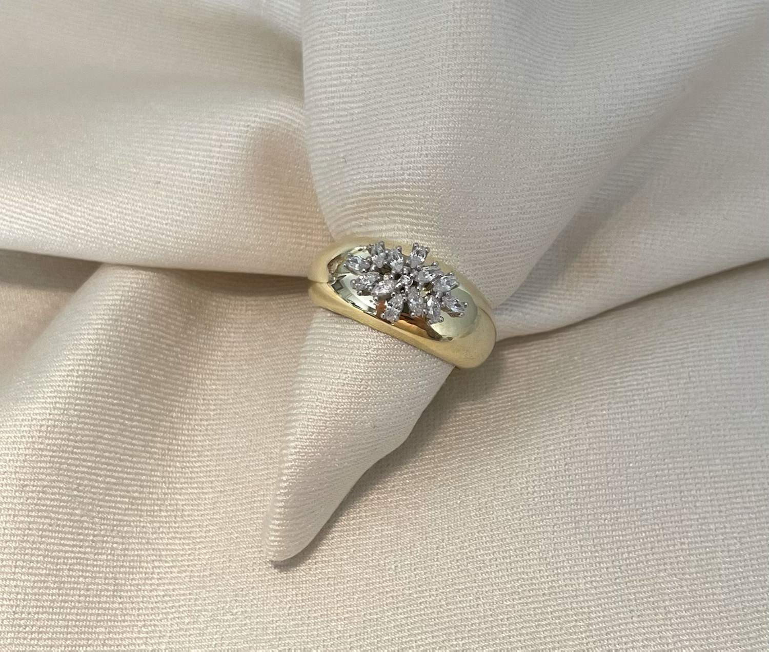 Çiçek Bombe Yüzük