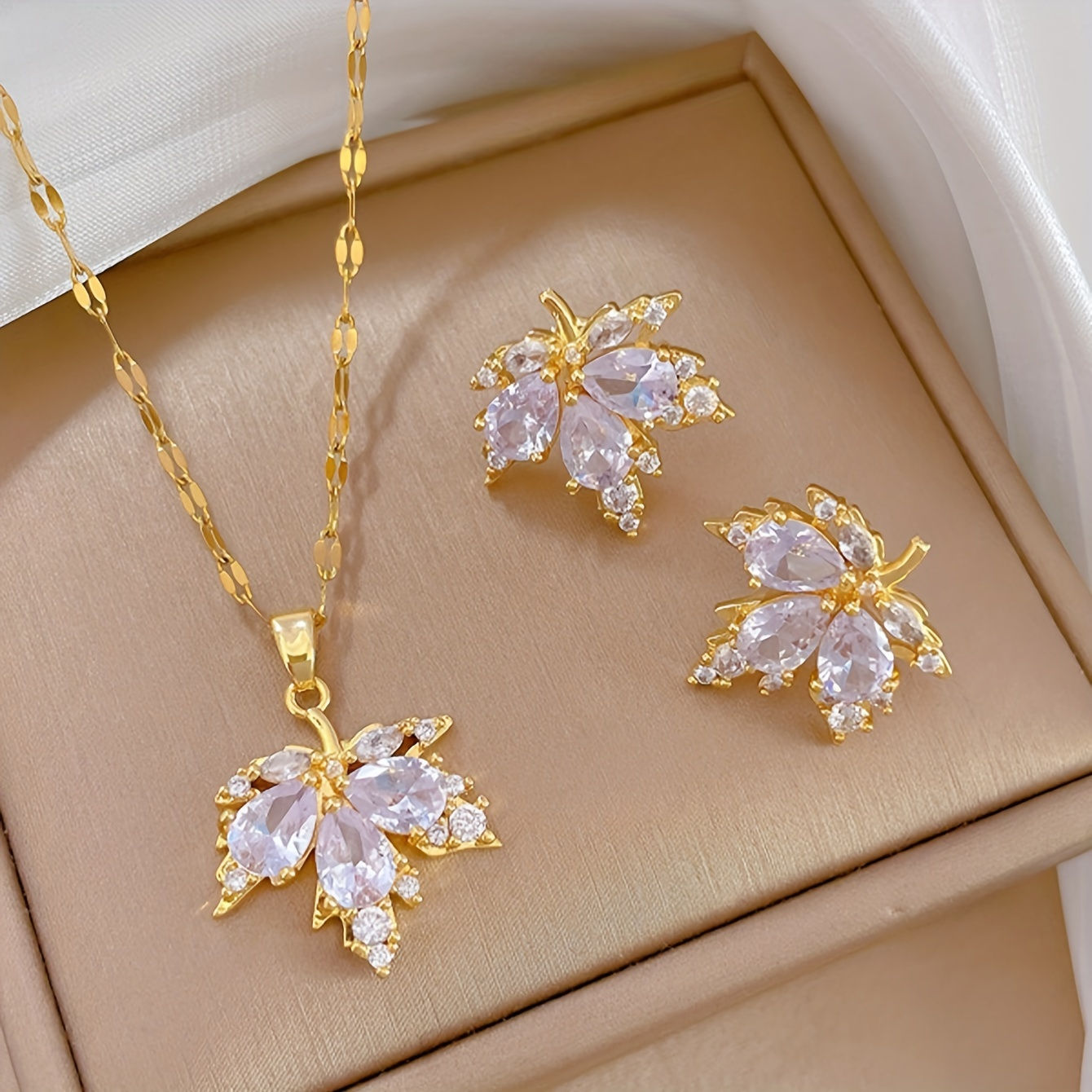 Halsketten- und Ohrring-Set „Bordeaux Leaf“
