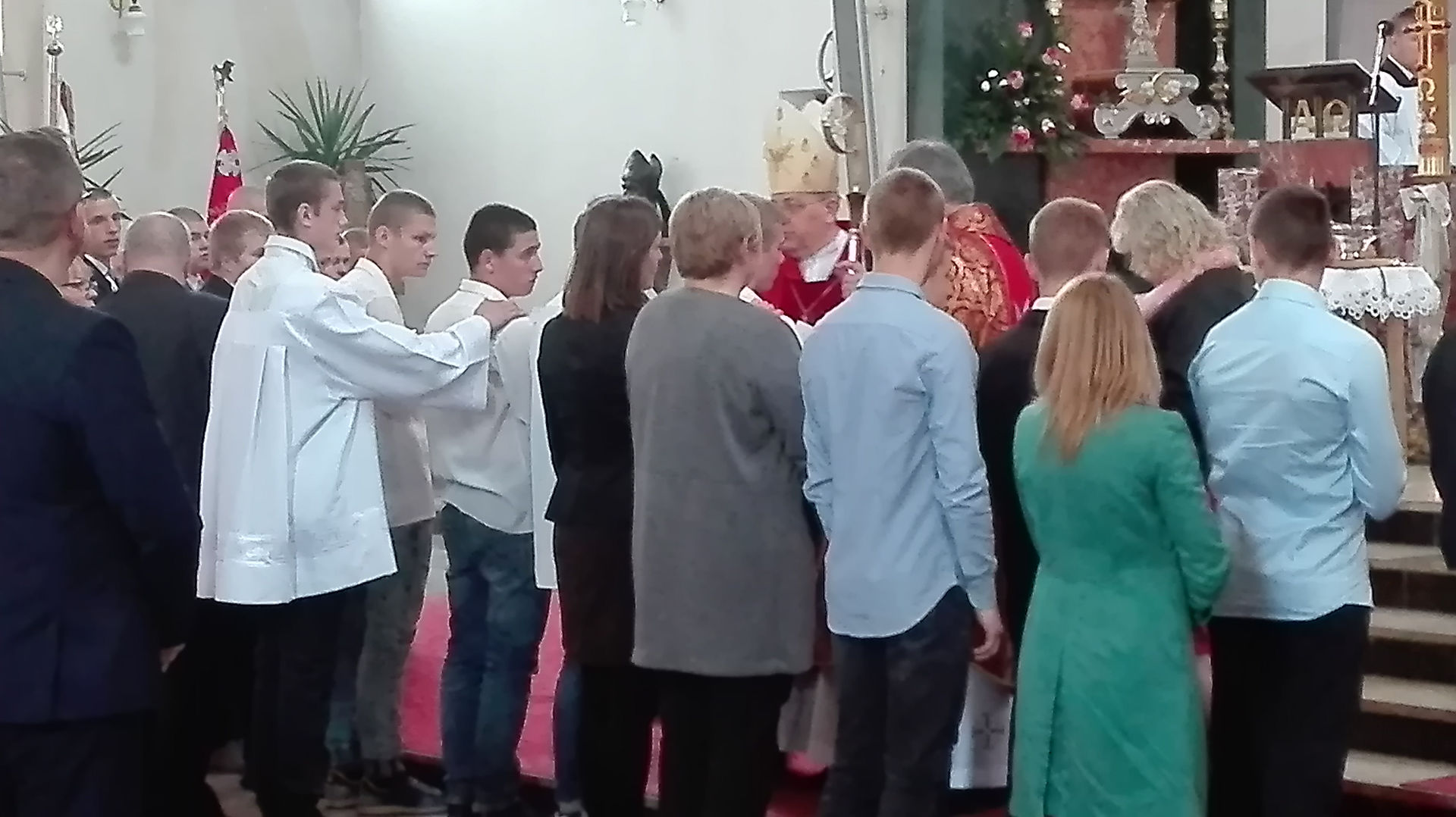 Nasz wychowanek przyjmuje sakrament