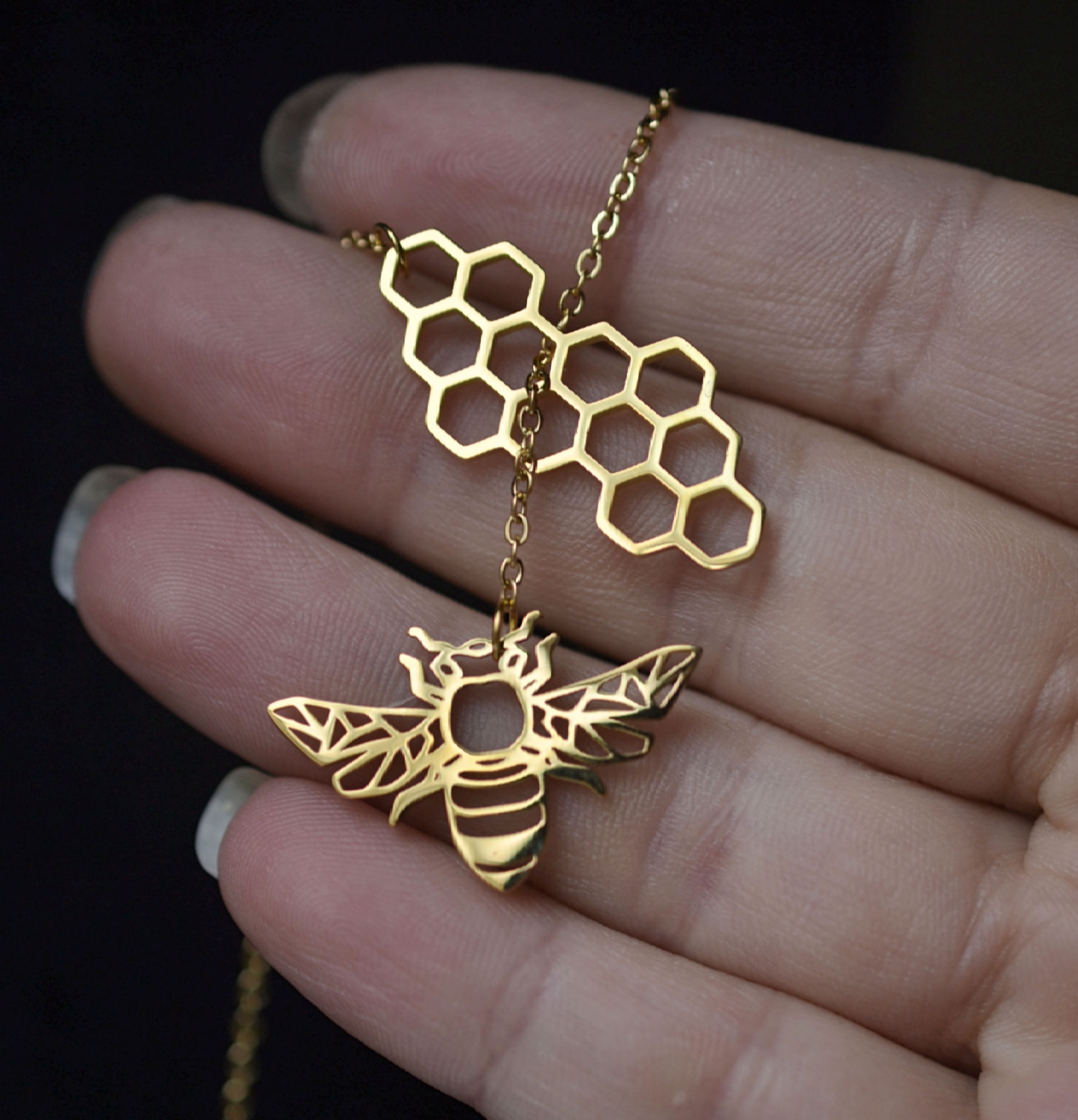 Bees honeycomb necklace, 18k gold plated bee adjustable necklace dainty women ne