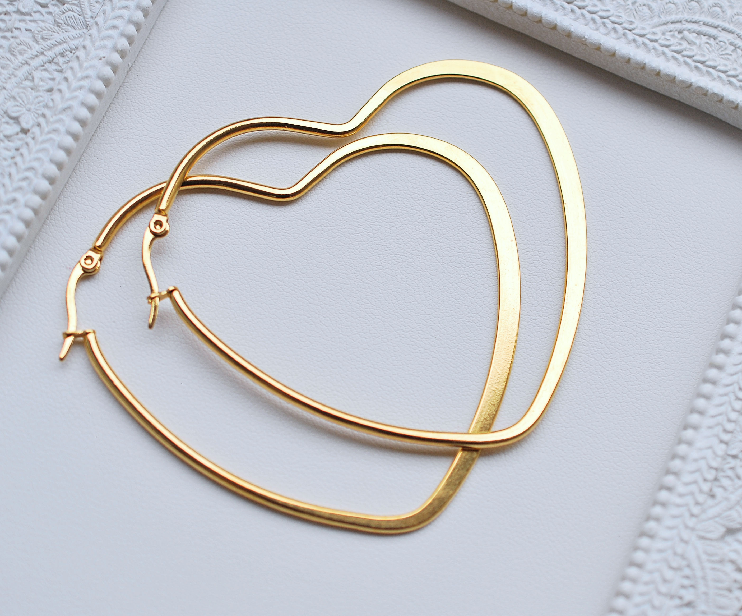 18k Gold plated gorgeous heart shape hoop earrings