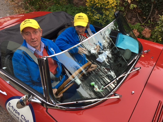 stage 19 - Ian _ Judith Fey, yellow hatt