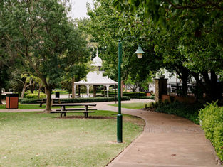 Light Up Your Christmas Shopping at Hunter Valley Gardens Village