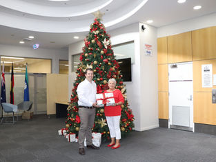 Give Generously This Festive Season