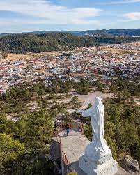 El Mirador de Cristo Rey en el Pueblo Mágico de Creel, Chihuahua, Sierra Tarahumara y Barrancas del Cobre.