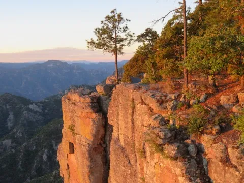 Sierra Tarahumara y barrancas del cobre en Chihuahua, México
