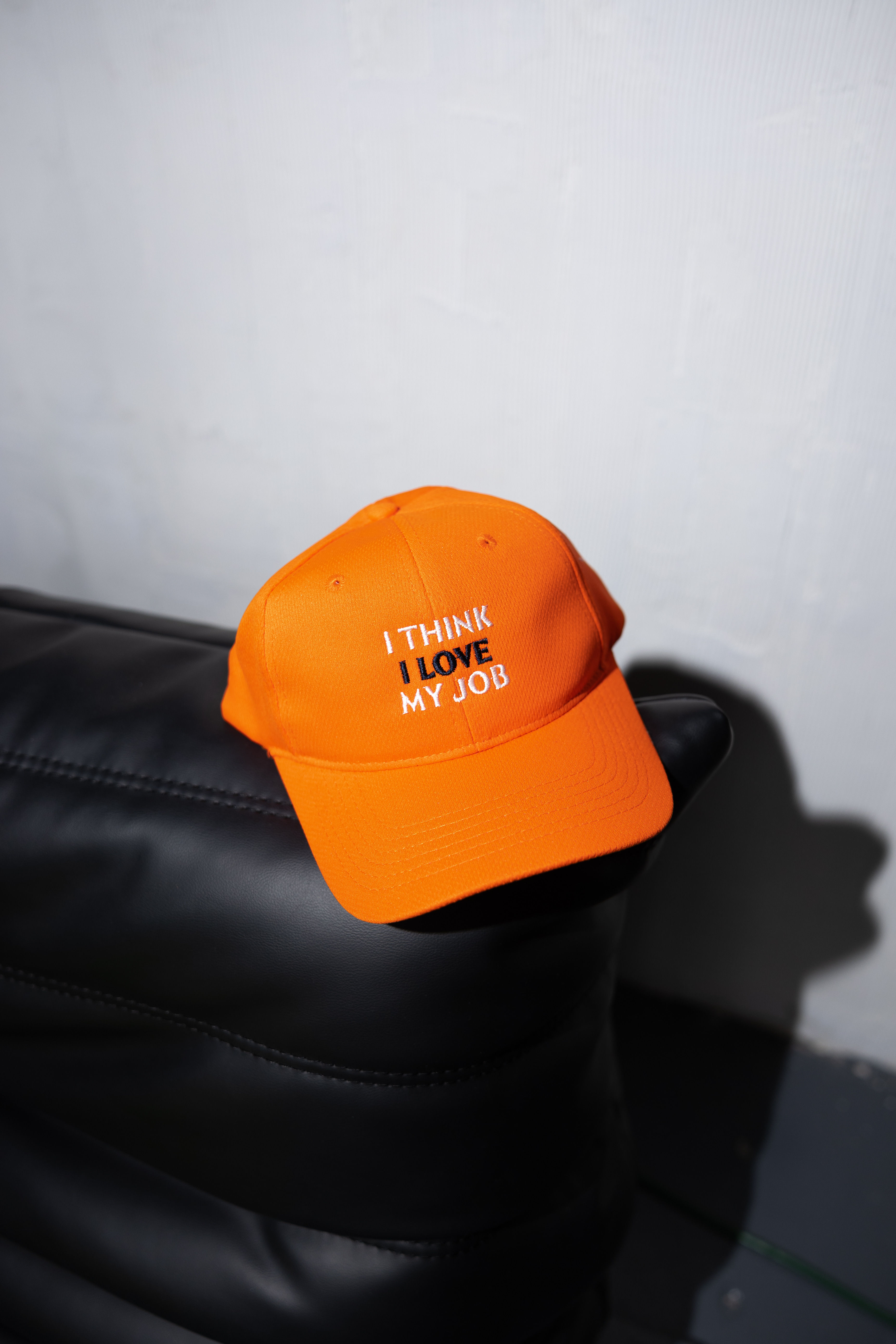 I Think I Love My Job cap - Orange