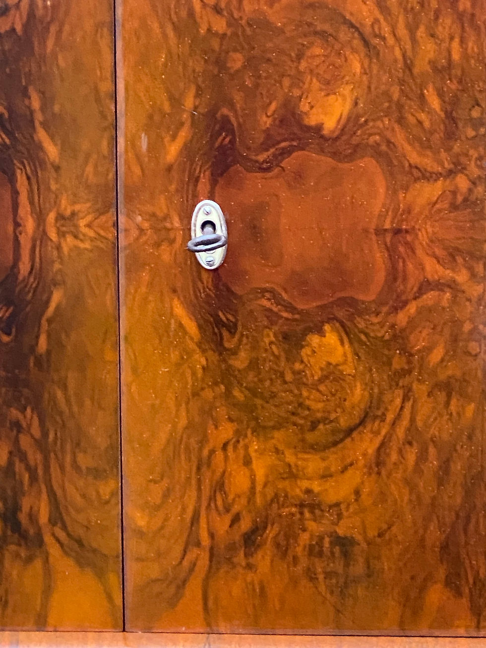 Thumbnail: Art Deco Skyscraper Tallboy