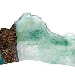 Material: Glass and Bronze
Dimensions: 65 cm x 25 cm x 32 cm