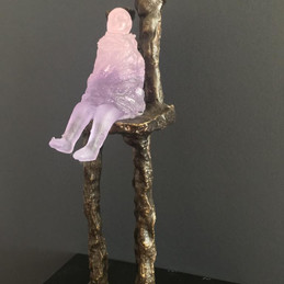 Material: Glass and Bronze
Dimensions: 13 cm x 13 cm x 46 cm