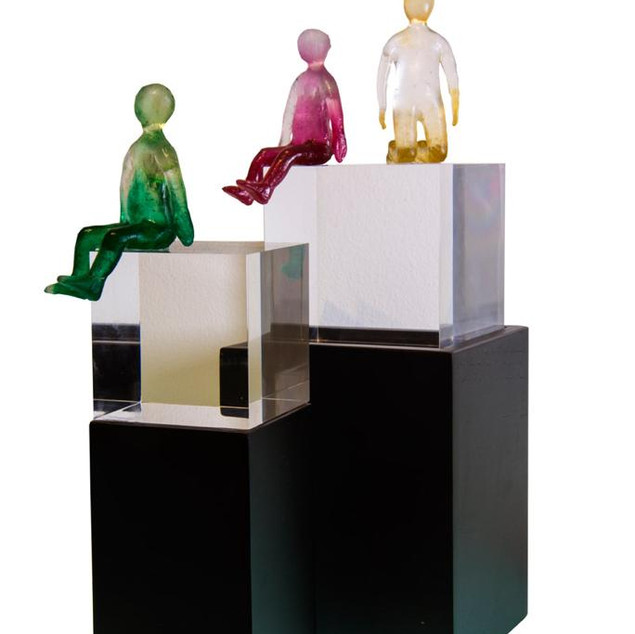 Material: Glass, Acrylic and Wooden Base
Dimensions (Tall): 13 cm x 13 cm x 37 cm
Dimensions (Short): 10 cm x 10 cm x 32 cm