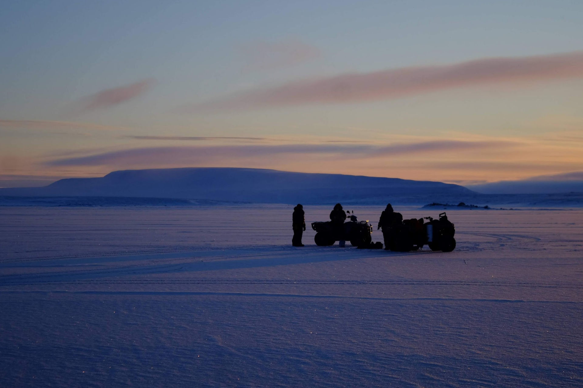 Cambridge Bay November 25 - Credit to Félix Lauzon