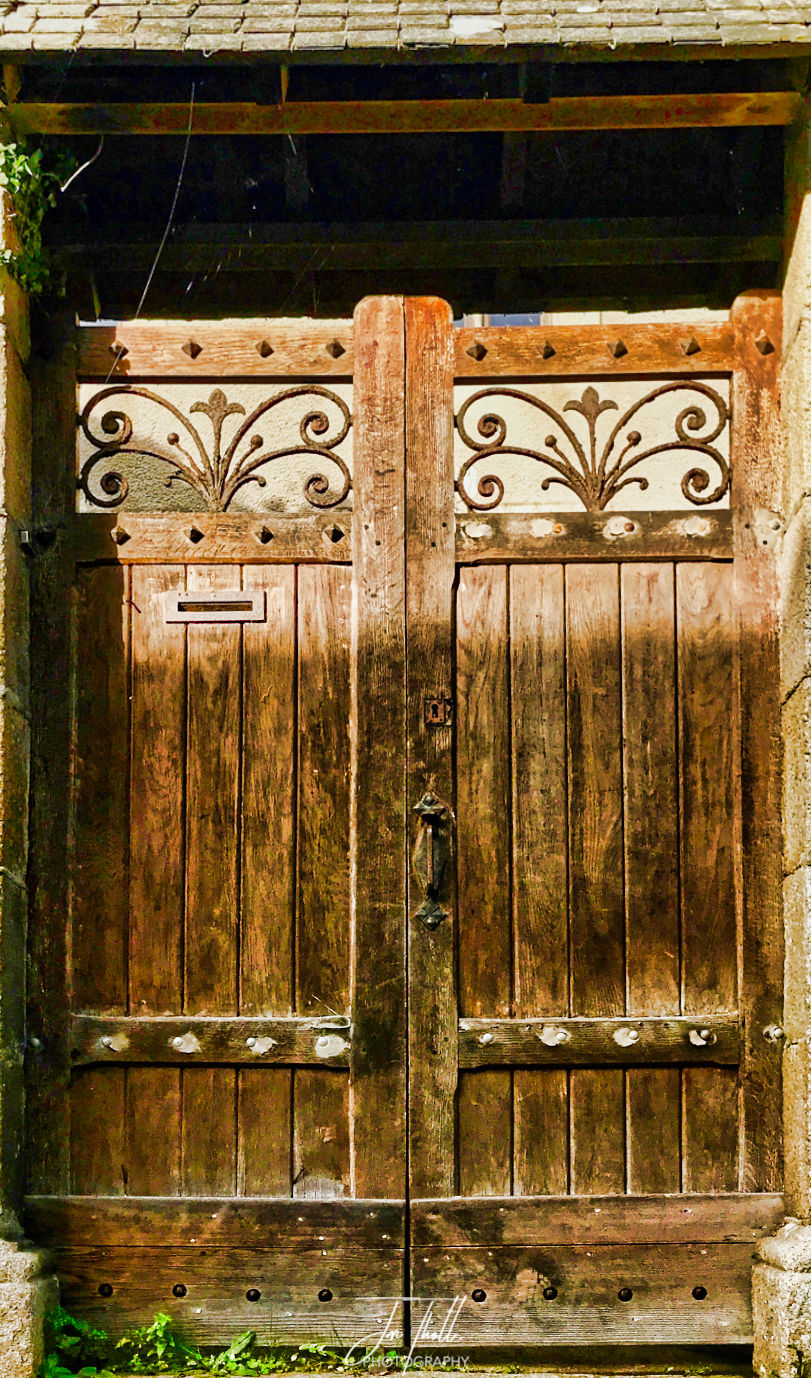 Wooden door in Lannion