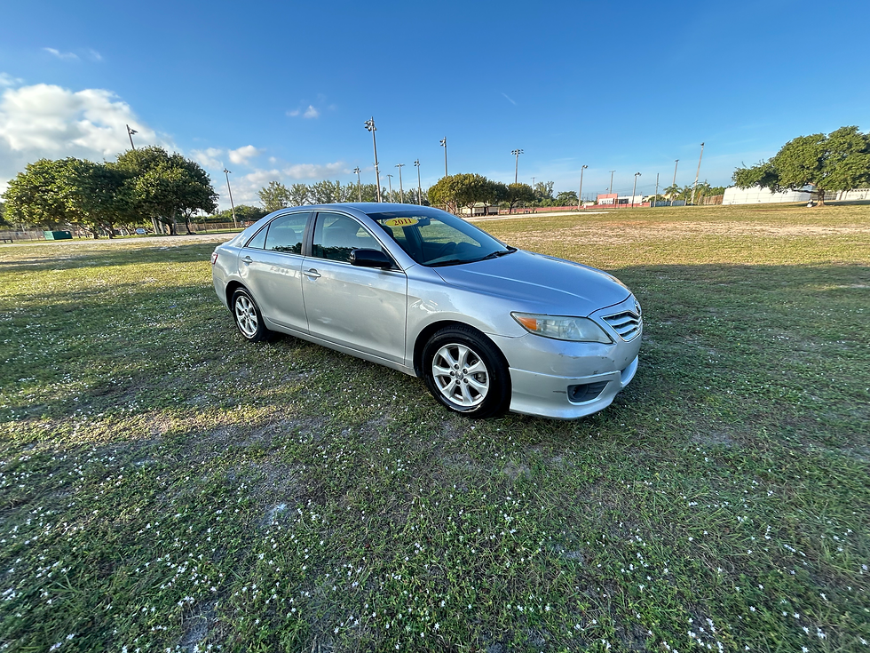 Thumbnail: (SOLD) 2011 Toyota Camry 