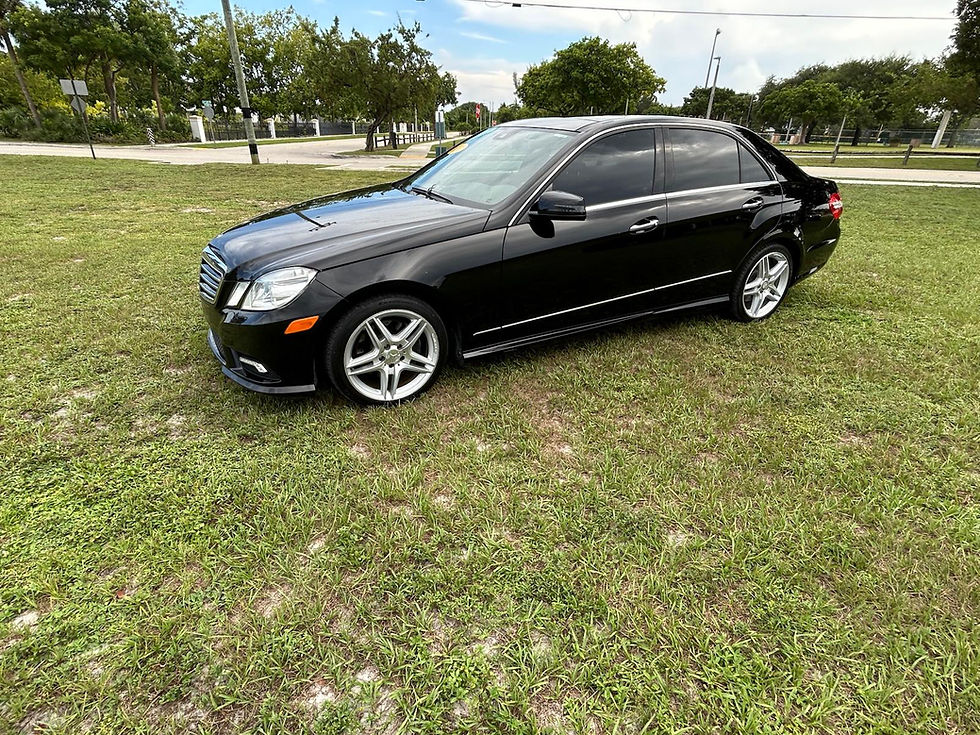 Thumbnail: 2011 Mercedes Benz E350