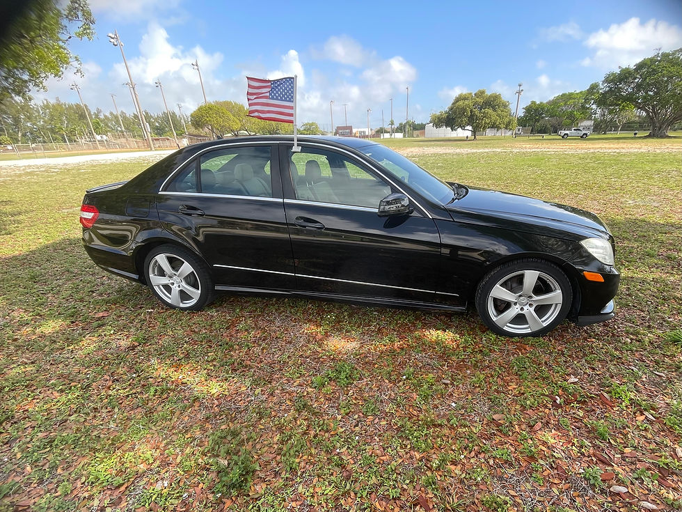 Thumbnail: 2012 Mercedes Benz E350
