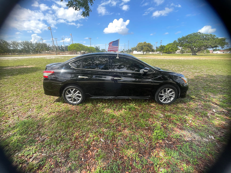 Thumbnail: (SOLD) 2015 Nissan Sentra SR