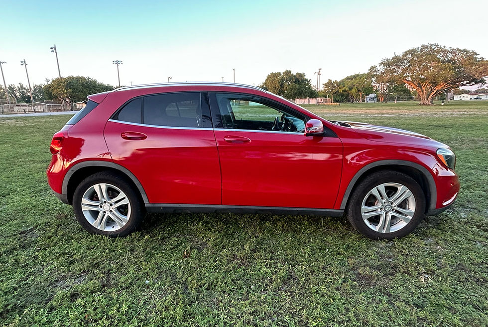 Thumbnail: (SOLD) 2015 Mercedes Benz GLA250