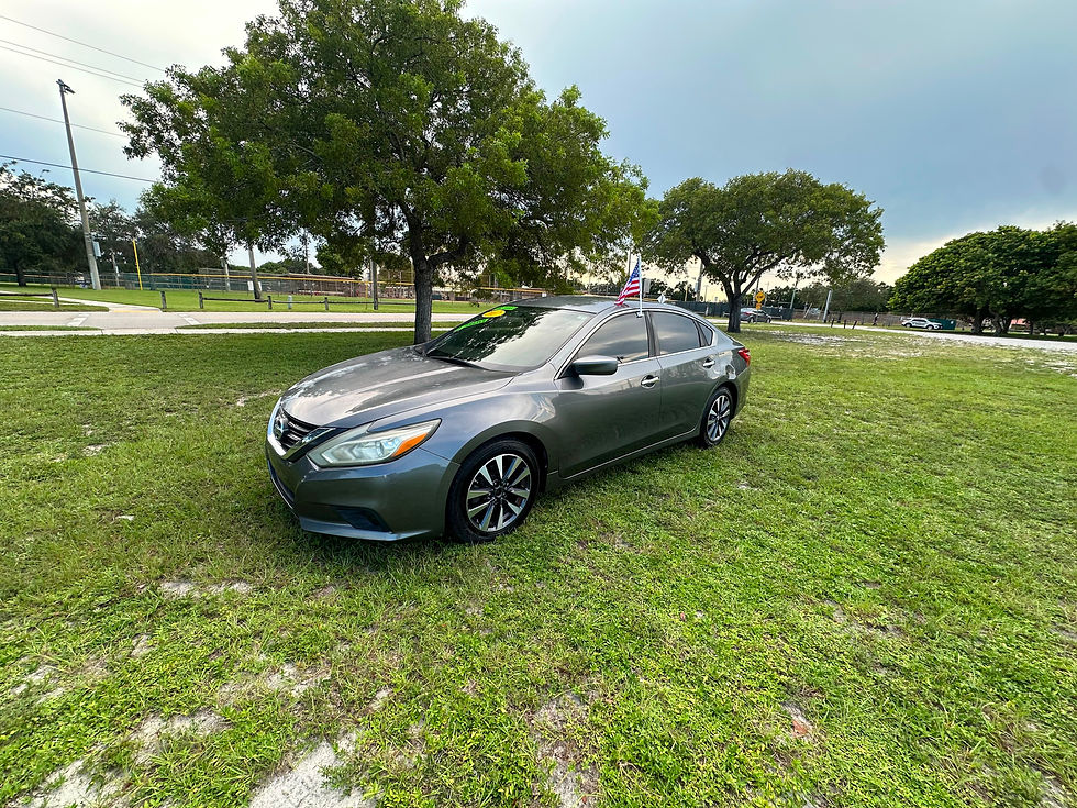 Thumbnail: 2017 Nissan Altima 