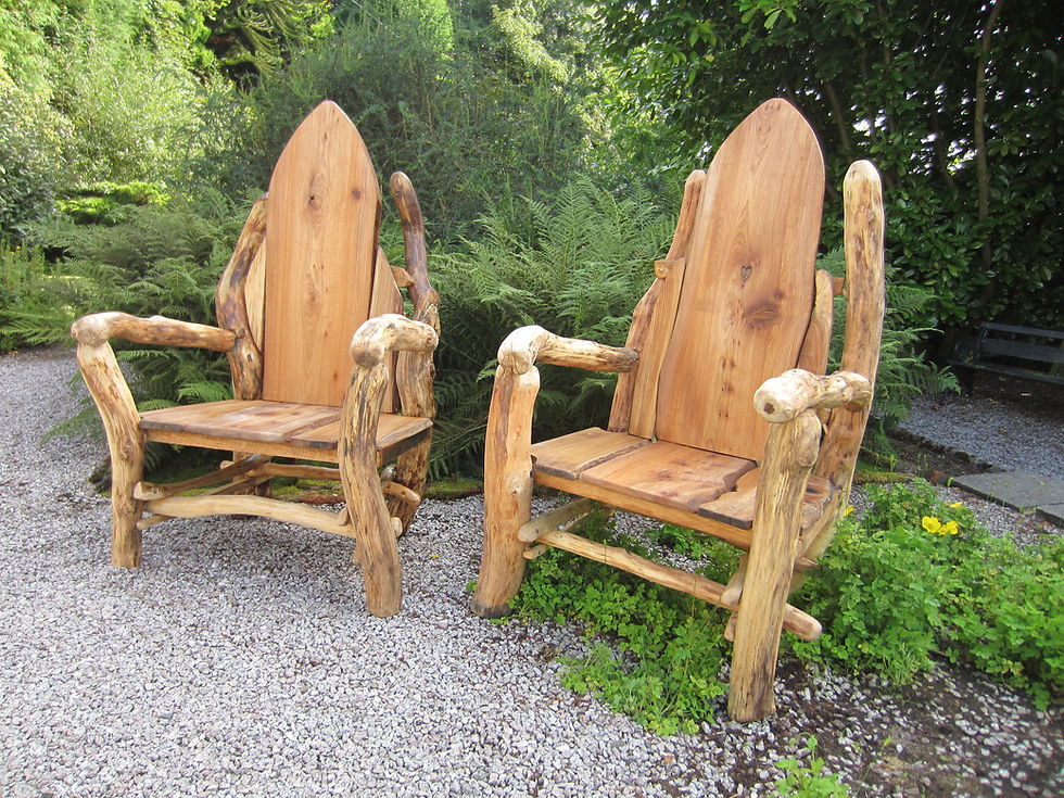 Thumbnail: Oak storytelling chair
