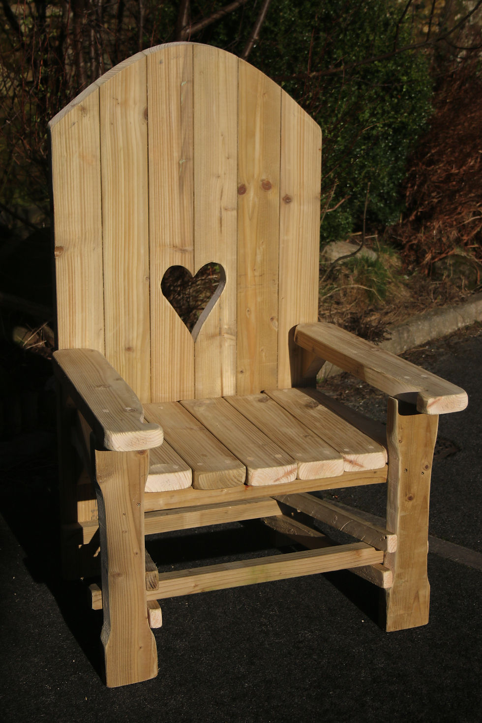 Thumbnail: Oak storytelling chair