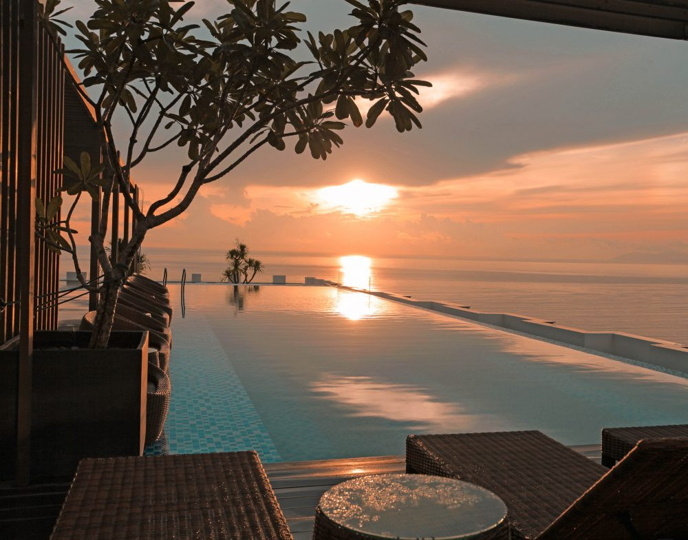 TOP THE BEST HOTELS & VILLAS FOR WATCHING FIREWORKS IN DA NANG