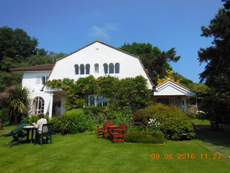 Beurles - A House on the Forest