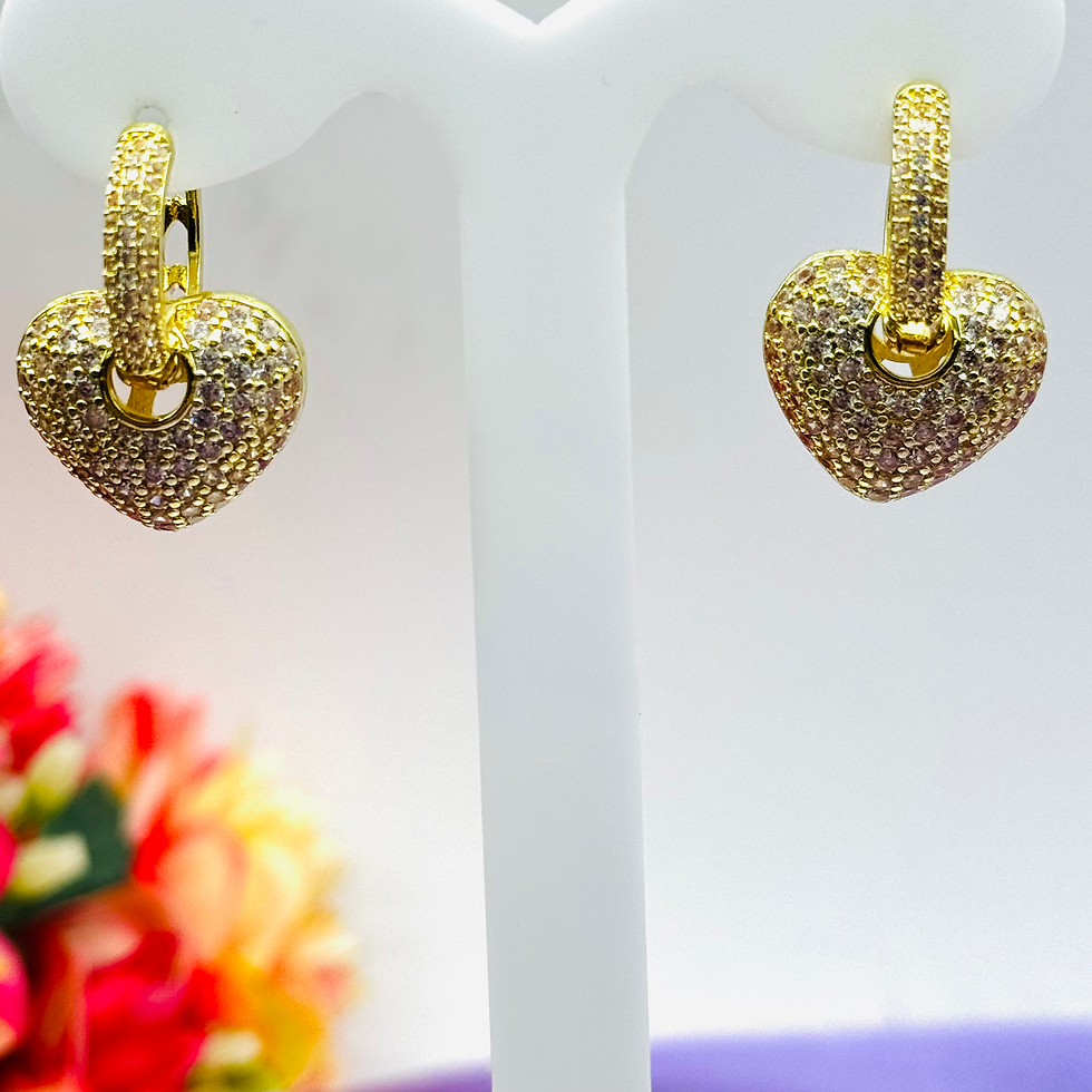 Aretes Corazón Dorados