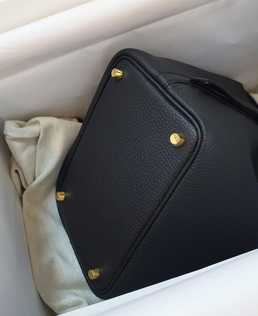 الصورة المصغرة: Picotin Gold Lock 18 B Taurillon Clemence Black