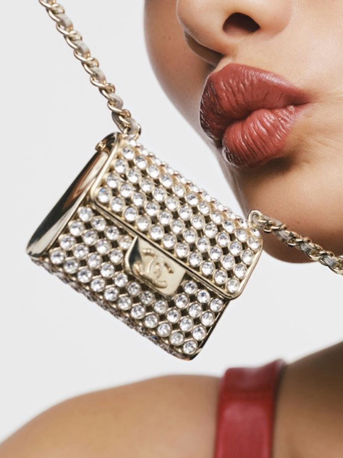 CHAN€L Mini Waist Rhinestone Chain Caviar Crossbody Bag 