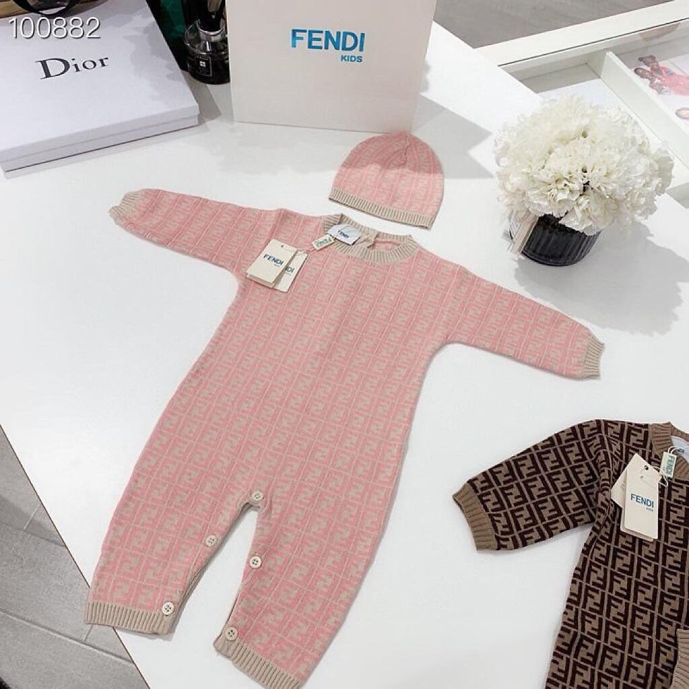 الصورة المصغرة: Fendi Onesie with Hat for baby
