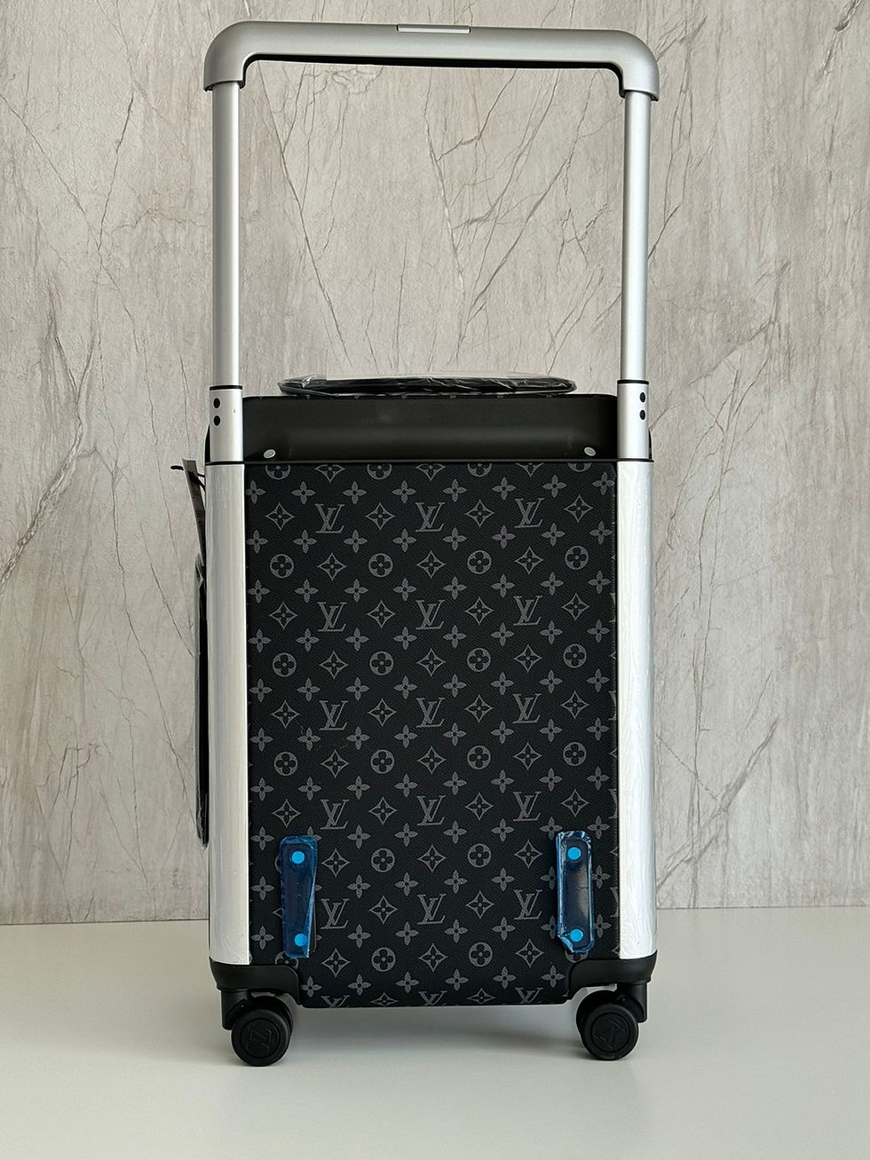 الصورة المصغرة: Lou!s Vu!tton Horizon 55 Luggage bag