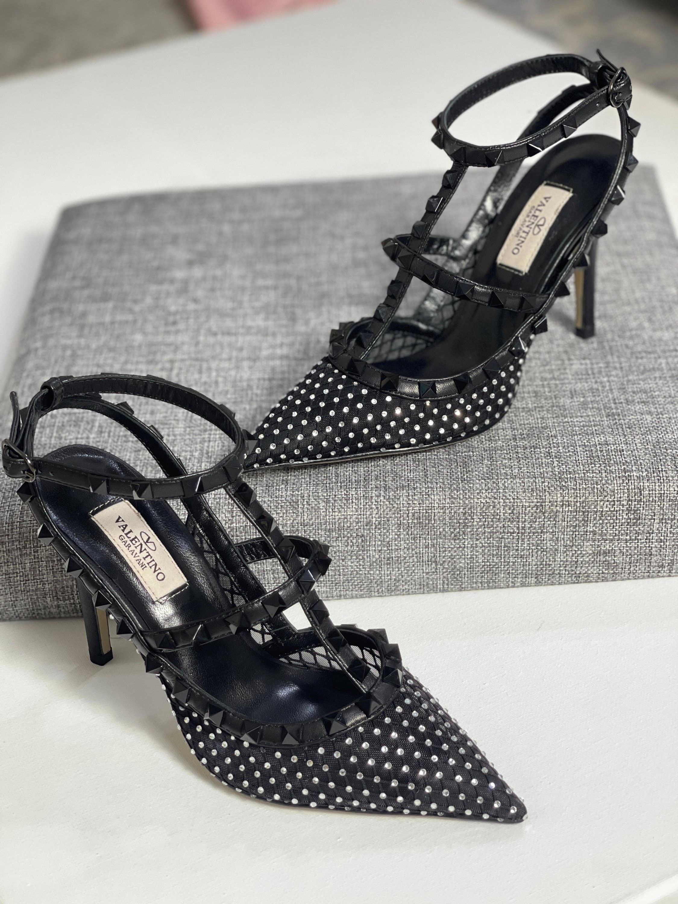 Rockstud Mesh Pump w/ Crystals