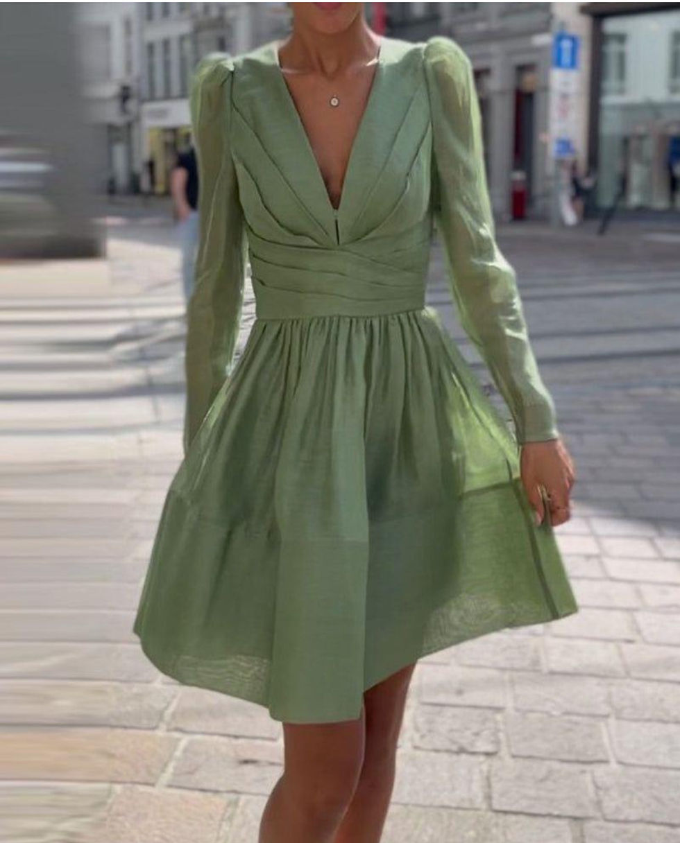 الصورة المصغرة: Crossover Mini Dress
