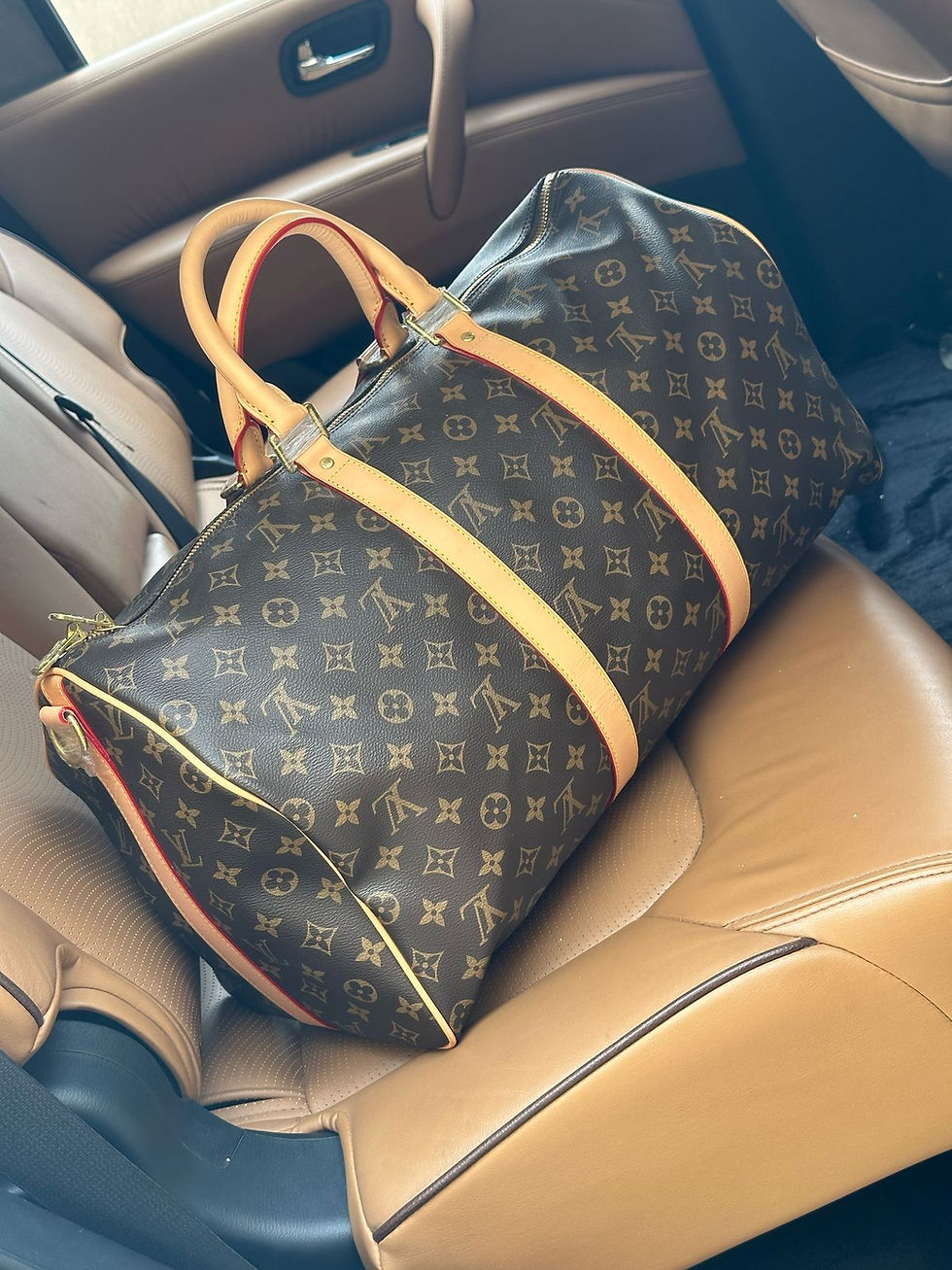 Thumbnail: Lou!s Vu!tton Keepall Travel Monogram Duffle Bags