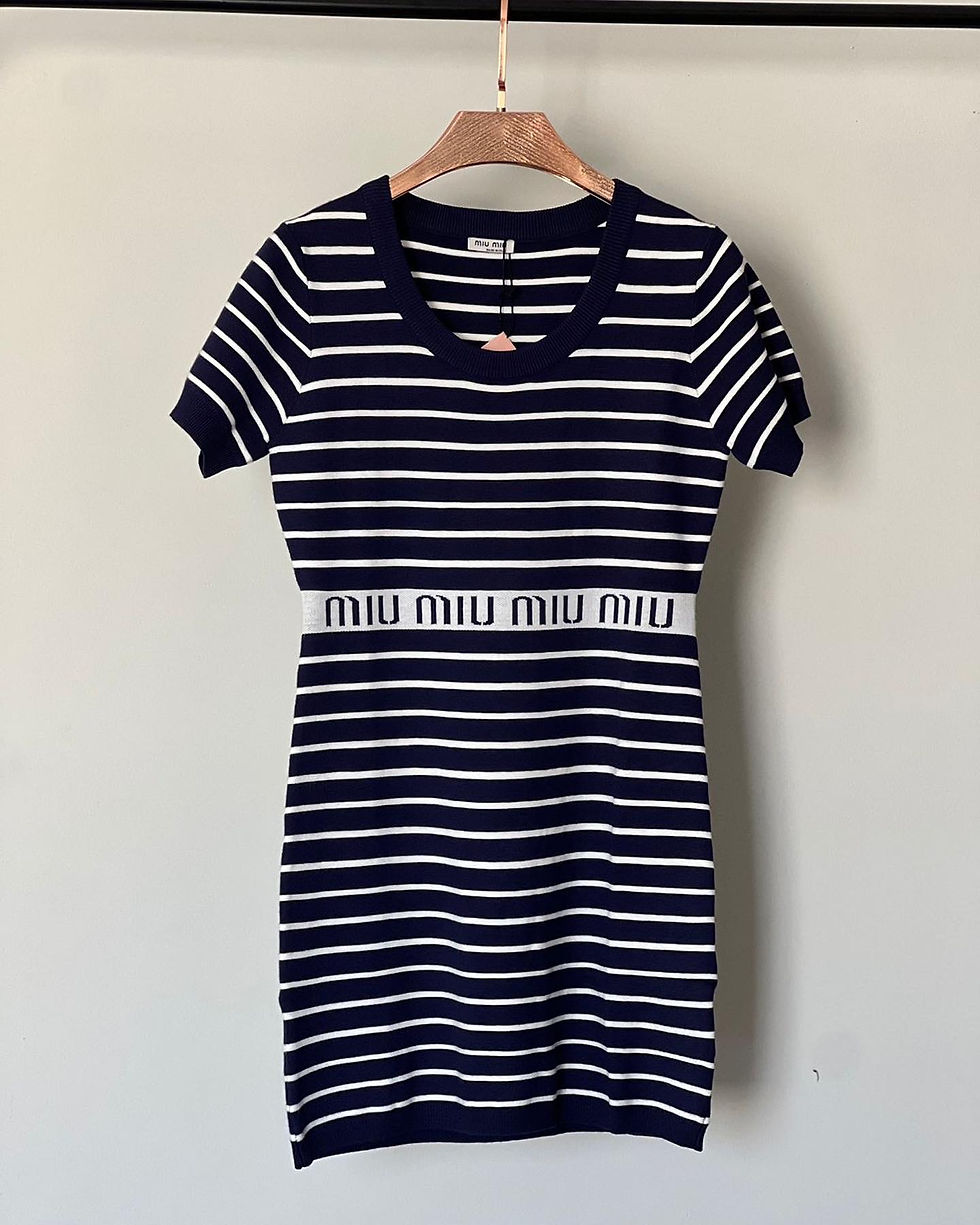 الصورة المصغرة: Miu Miu Stripe Fitted Dress