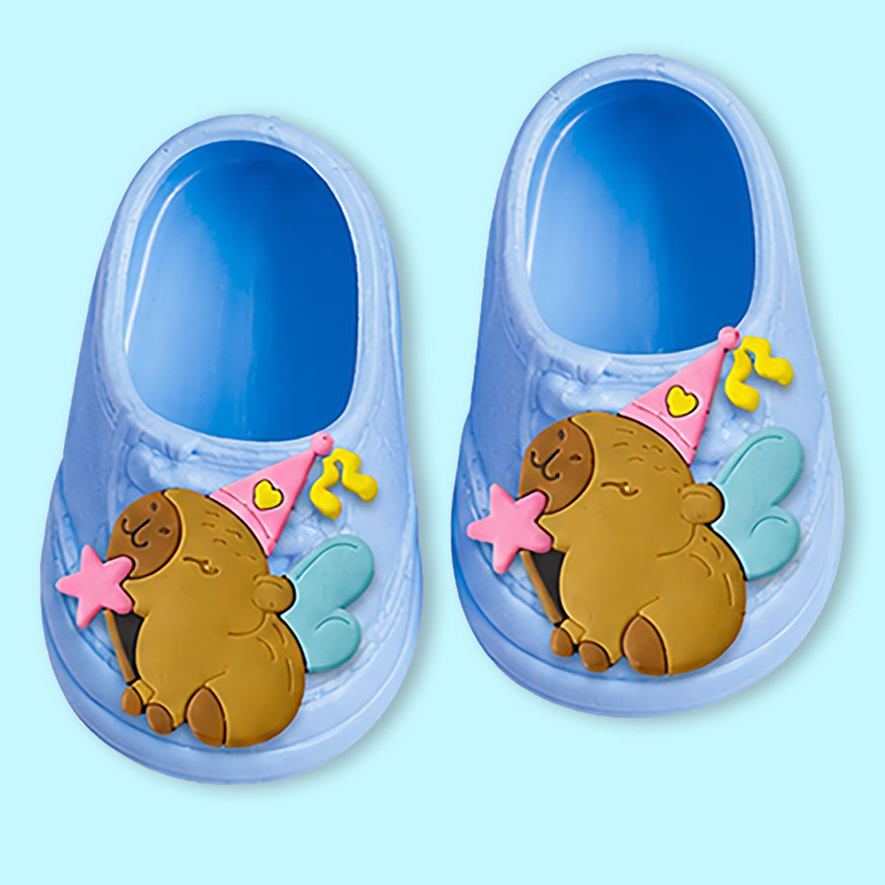 Miniatura: SAPATINHO DE BONECA COM FIGURINHA DE CAPIVARA SOLA 8CM