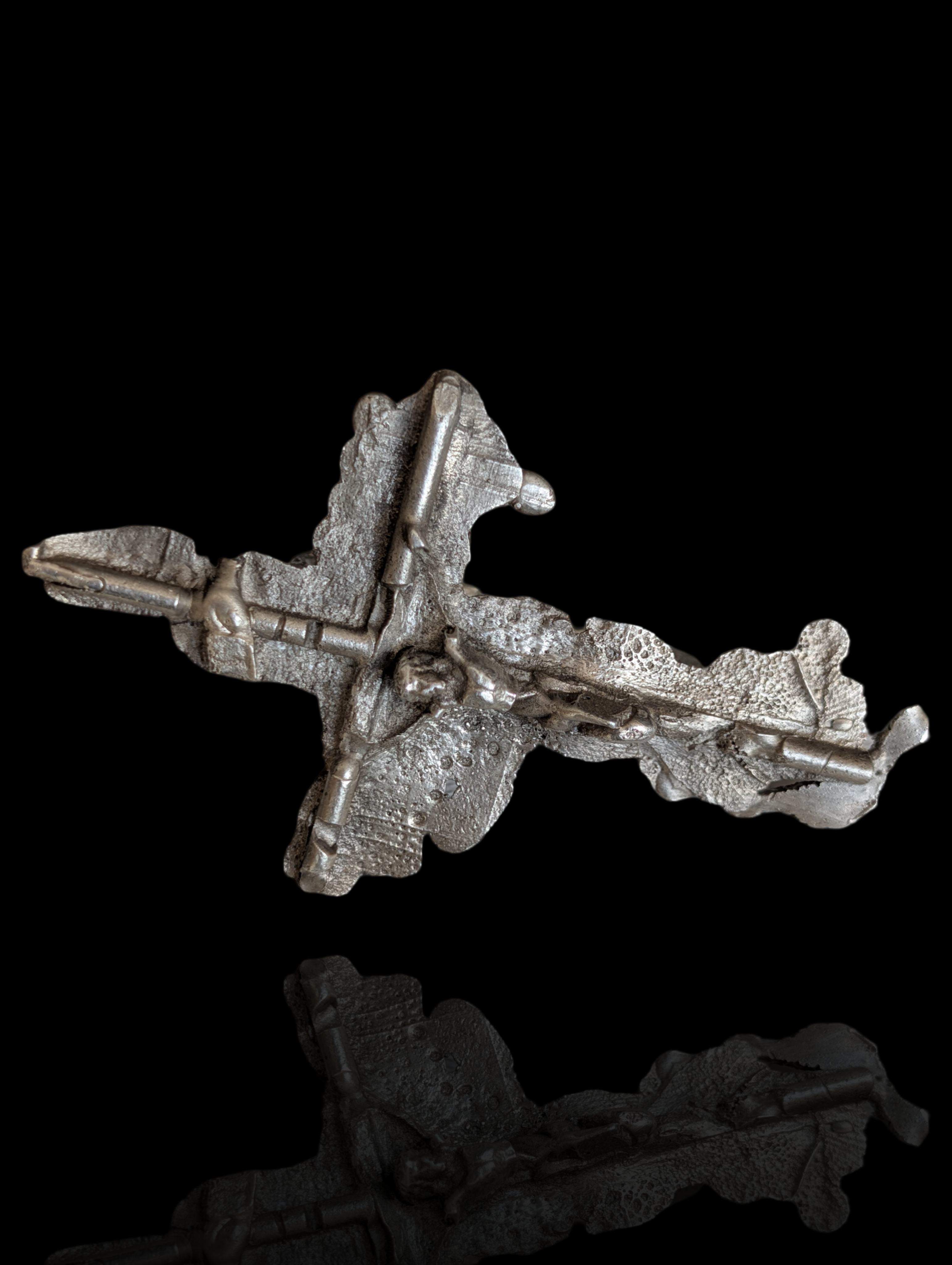 Double finger crucifix