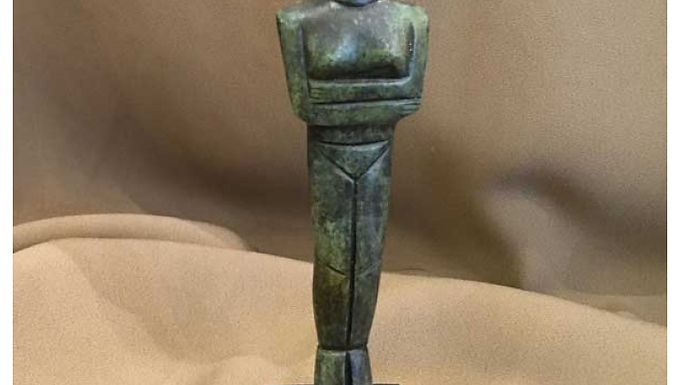 bronze Cycladic figurine