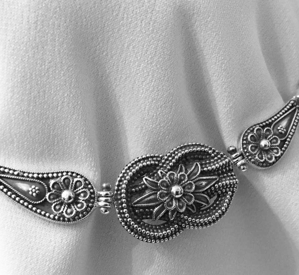 woven loveknot and lotusflower necklace