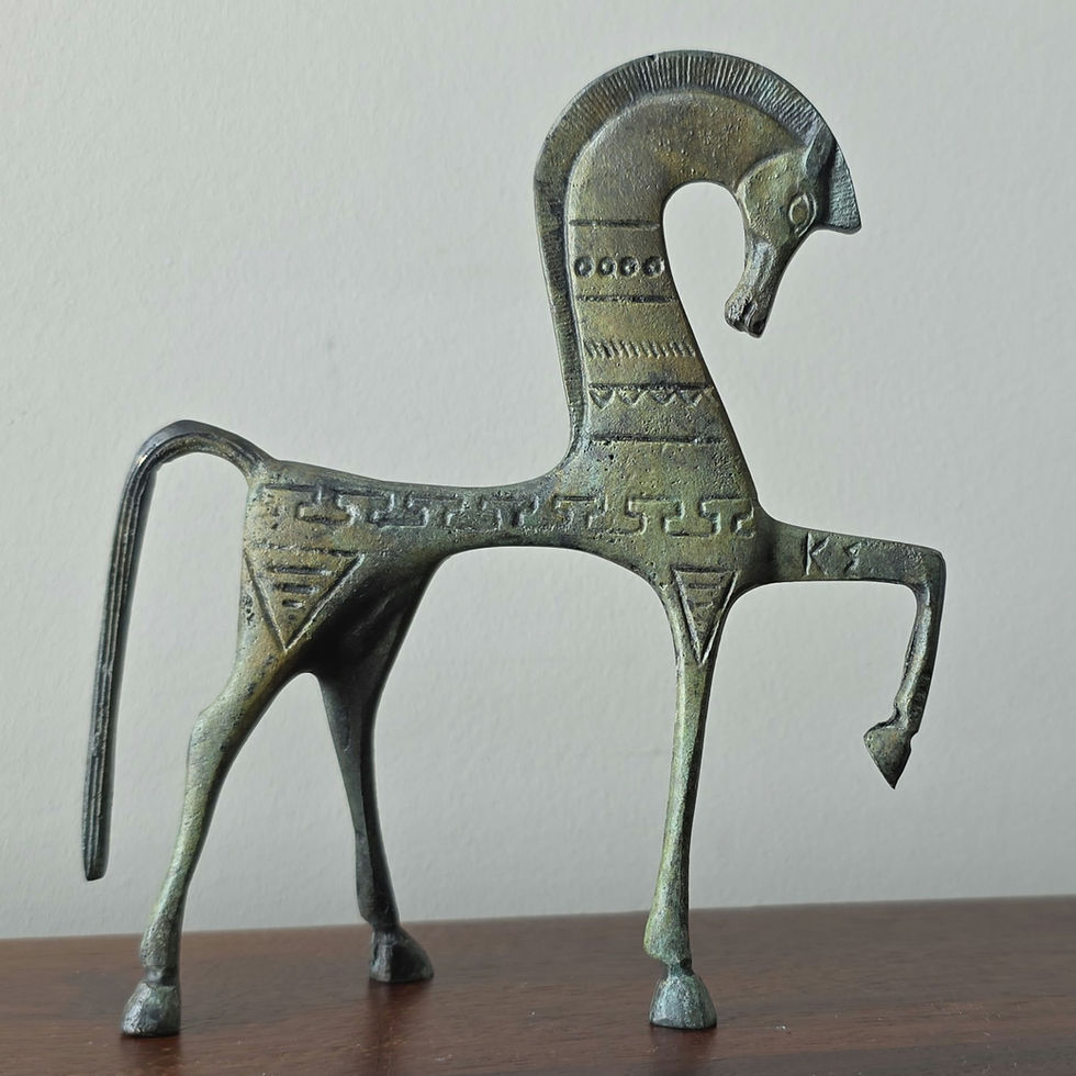 Thumbnail: small bronze shy horse