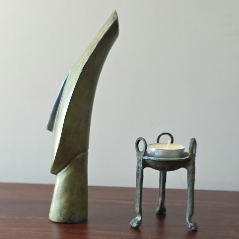 medium bronze freestanding Cycladic head