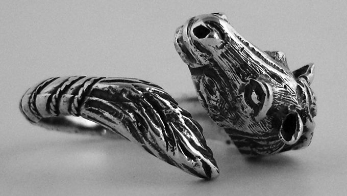 horse head ring (size L)