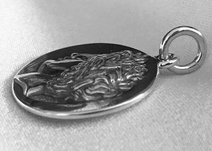 Apollo and lyre coin pendant (large)