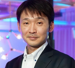 Shikama recibe el MotorTrend por el Honda Legend Hybrid EX 2021