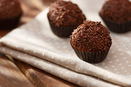 Brigadeiros on Cloth