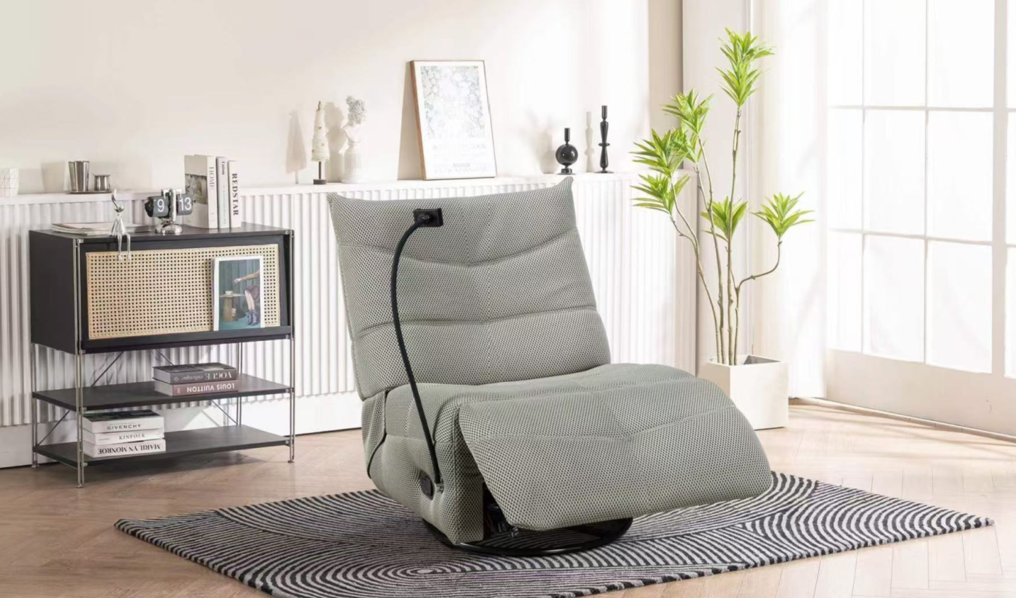 Jaxx Swivel Chair