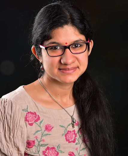 Madhumitha Krishnan 医学博士的肖像照片。