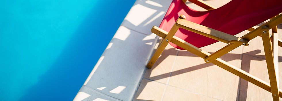 pool deck landscape.jpg